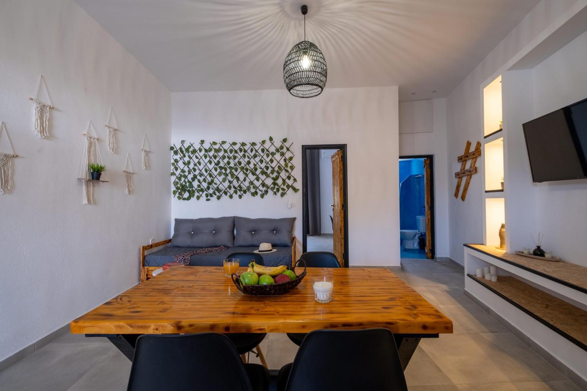 Vlychada's Diamond Apartment *